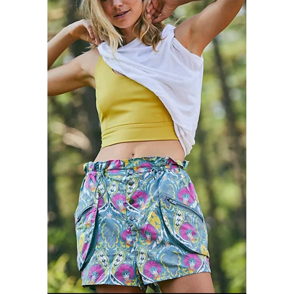 FP Movement‎ Off The Grid Shorts Womens S Floral Gorpcore Parachute Utility